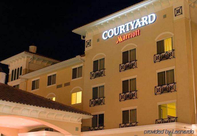 Courtyard Fort Myers At I-75 And Gulf Coast Town Center Estero Exterior photo